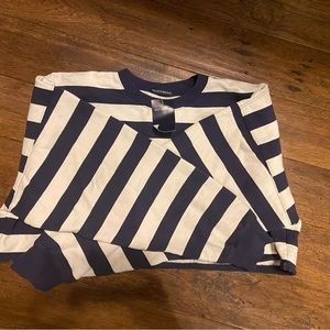 Preppy ⭐️ Brandy Melville striped crop sweatshirt
